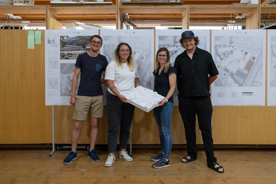 Projektgruppe 4 mit Wettbewerbsbeitrag