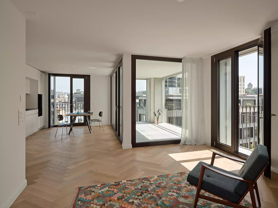 Wohnzimmer mit Loggia