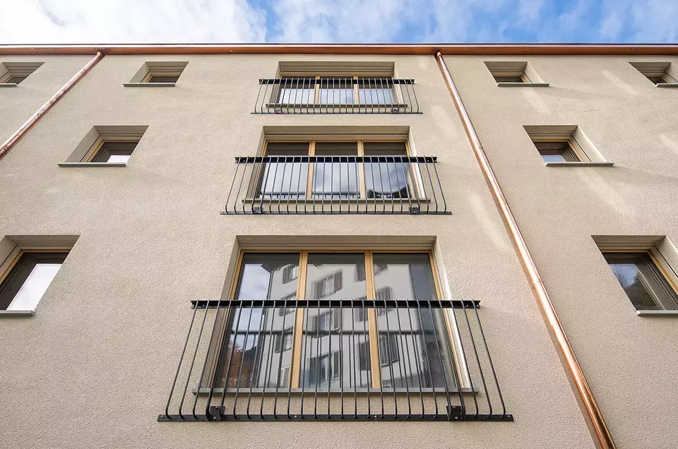 Façade