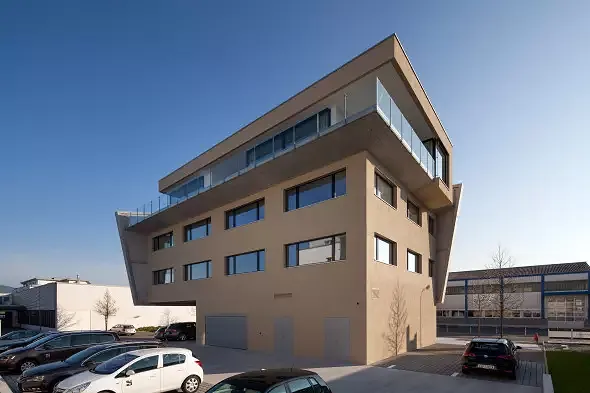 Headquarter Sonnenbau AG