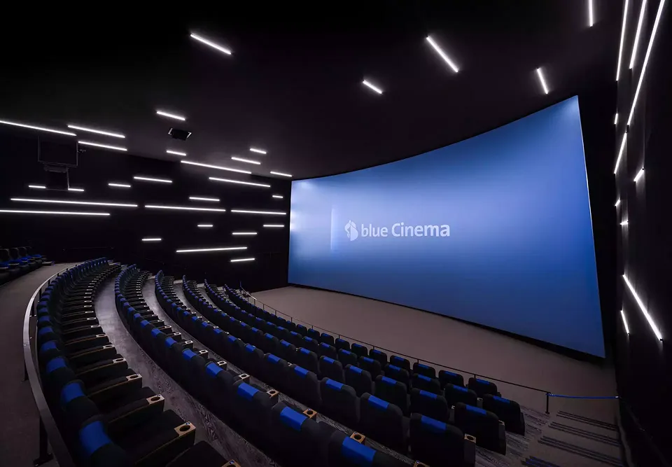 IMAX