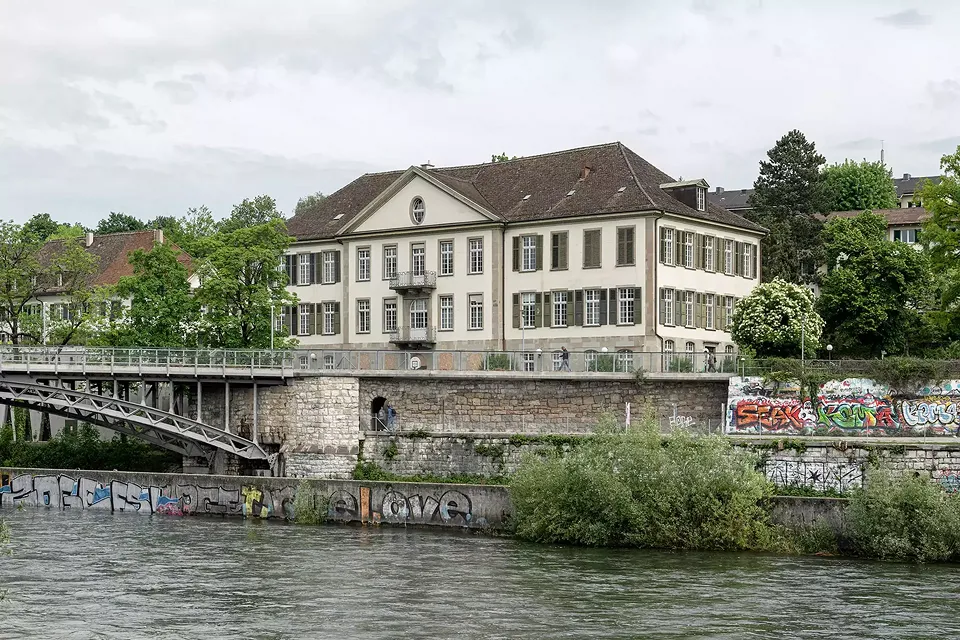 Aussenansicht Viaduktbrücke vorher