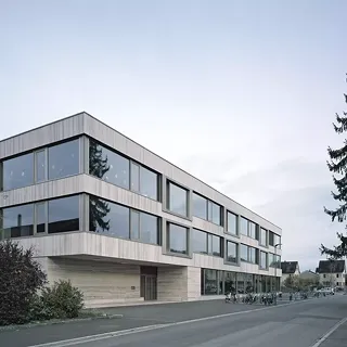Schulhaus Gründen