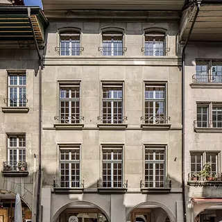 Gesamtsanierung Wohn- und Geschäftshaus