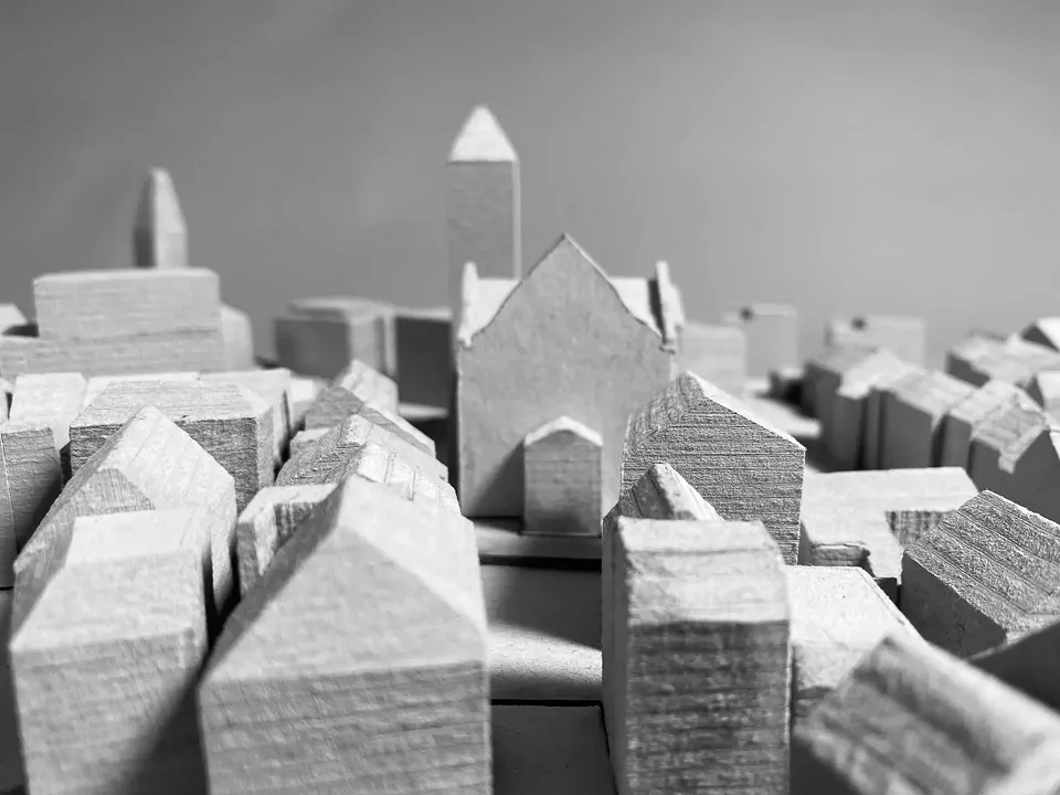 Modellfoto Blick zur Kirche