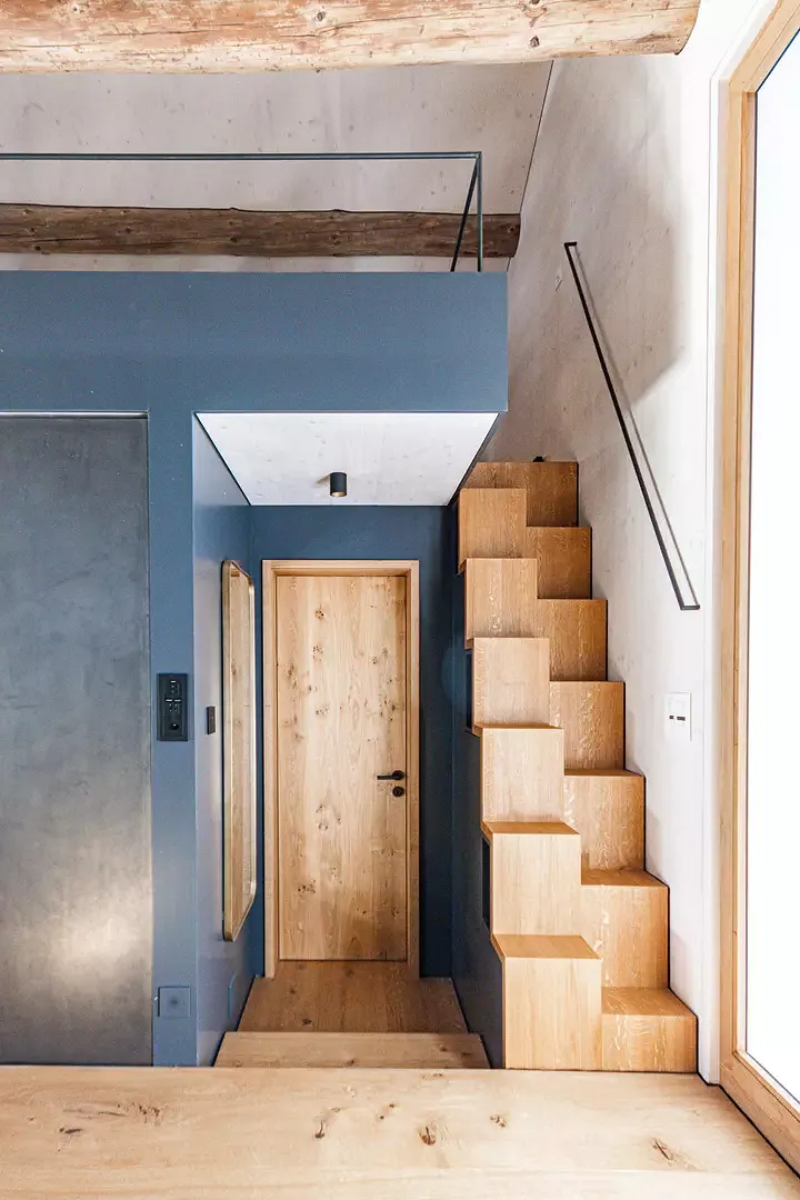 Treppe zu einer dee Galerien 