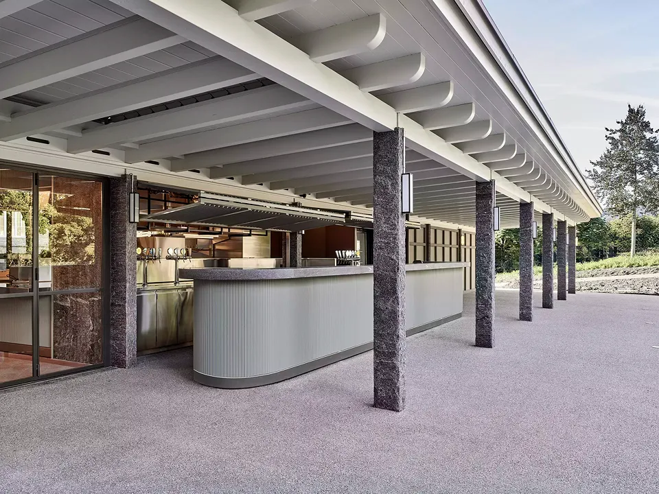 Pergola geschlossen | Klappladen offen