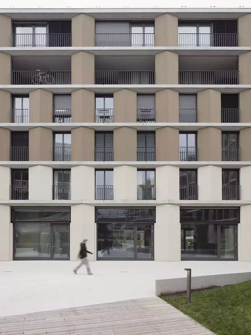 Bâtiment 1 Façade