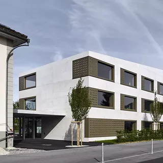 Neubau Schulhaus Kestenholz
