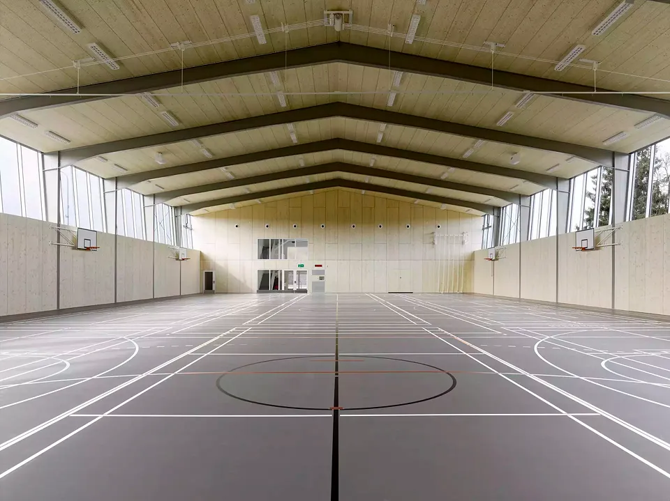 Halle Zugang