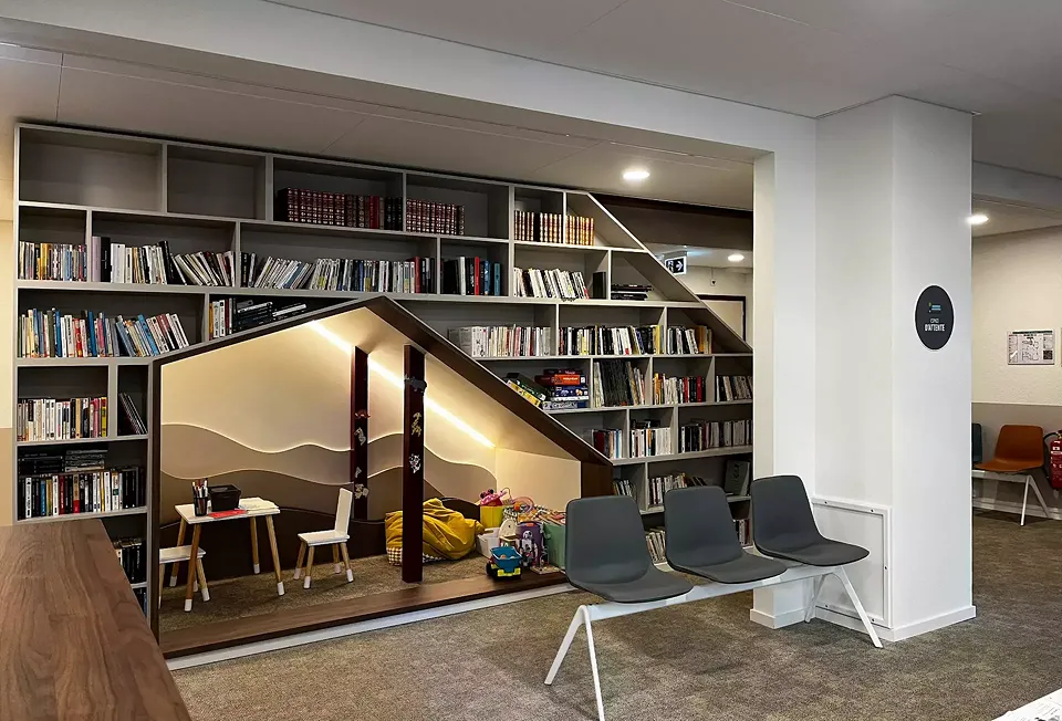 Espace enfants et bibilothèque
