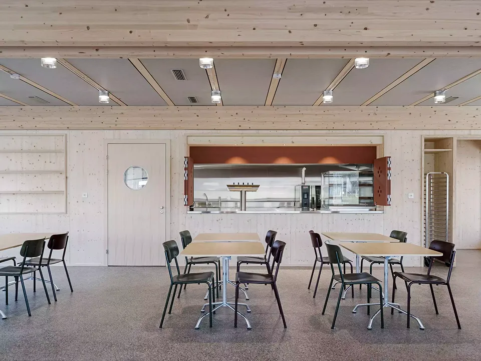 Restaurant 2