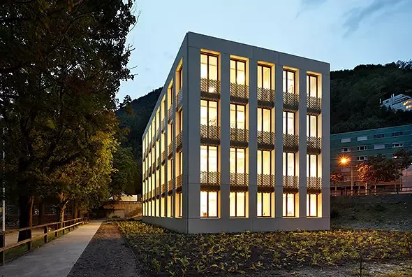 Aussenansicht / Westfassade