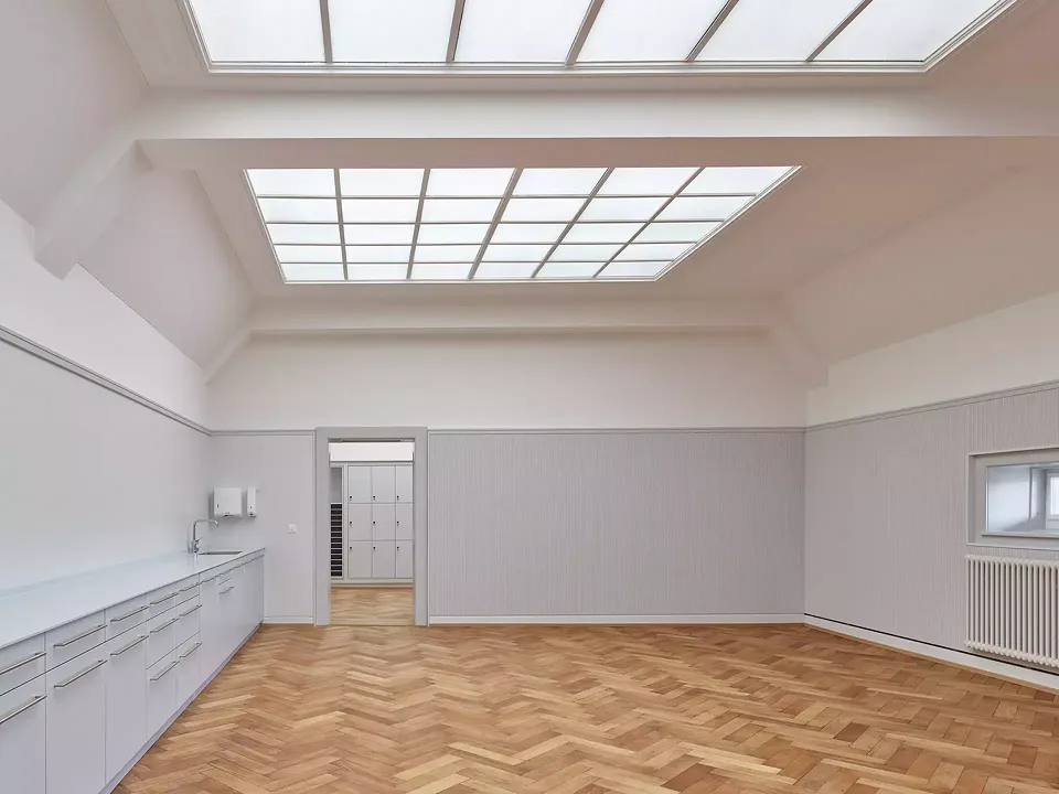 Salle des professeurs au dernier étage
