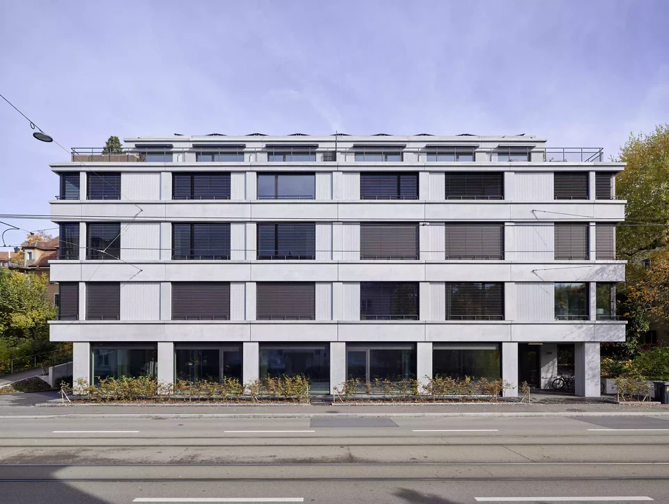 Südwestseite des Gebäudes Forchstrasse 239