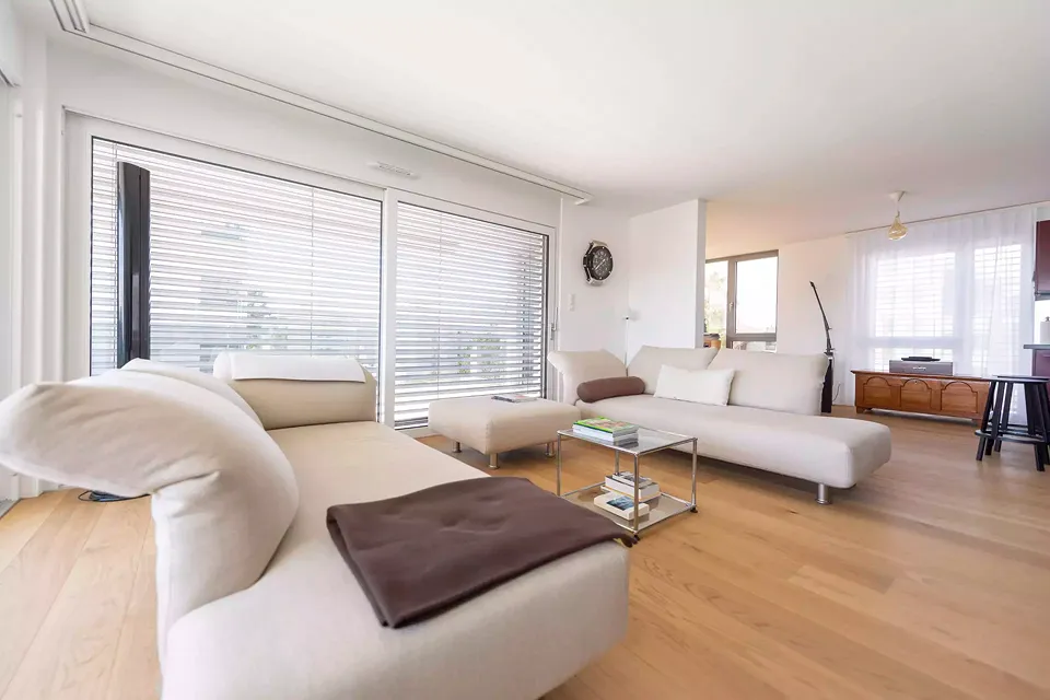 Wohnzimmer mit Raffstore