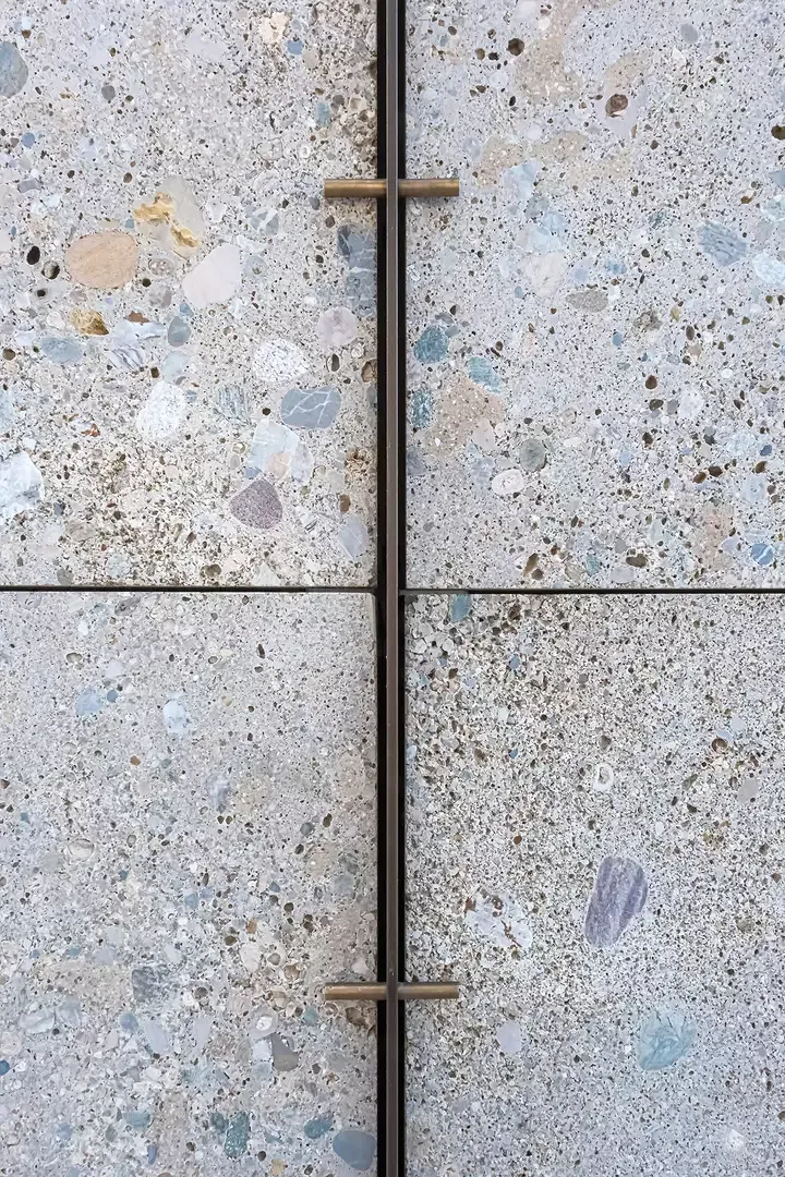 Detail Liftverkleidung