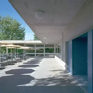 Restaurant et  bâtiment d'exploitation Gartenbad Bachgraben