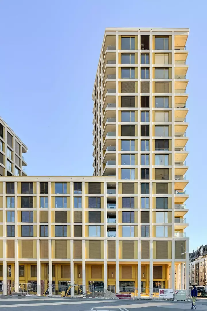 Façade Place de la Gare