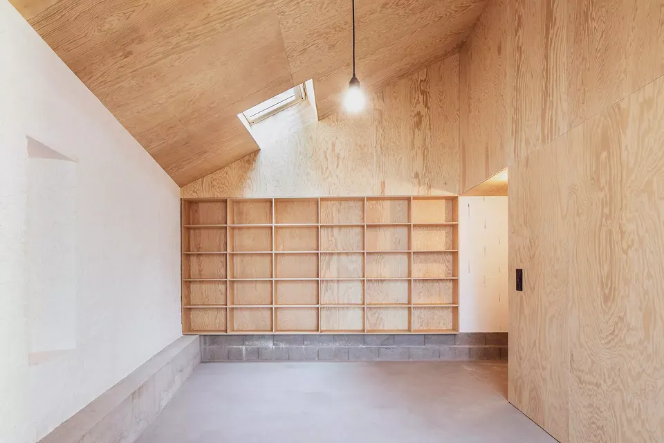 Séjour- bibliothèque - étage