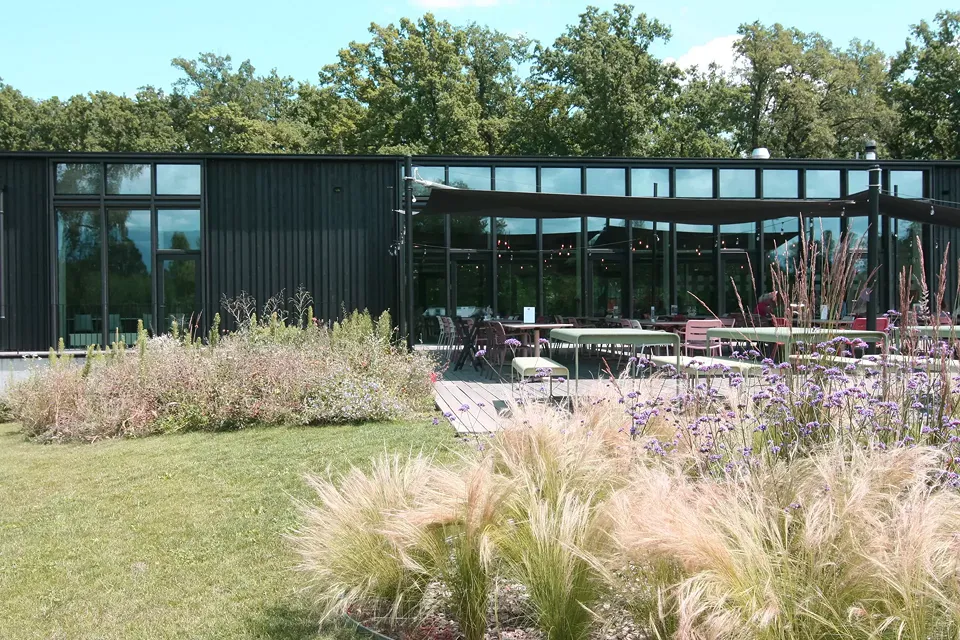 Vue extérieur Restaurant 02