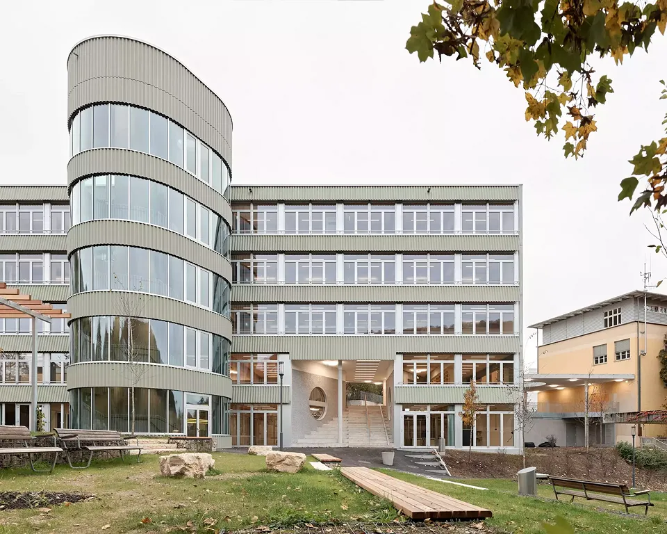 Fassade Lernlandschaft