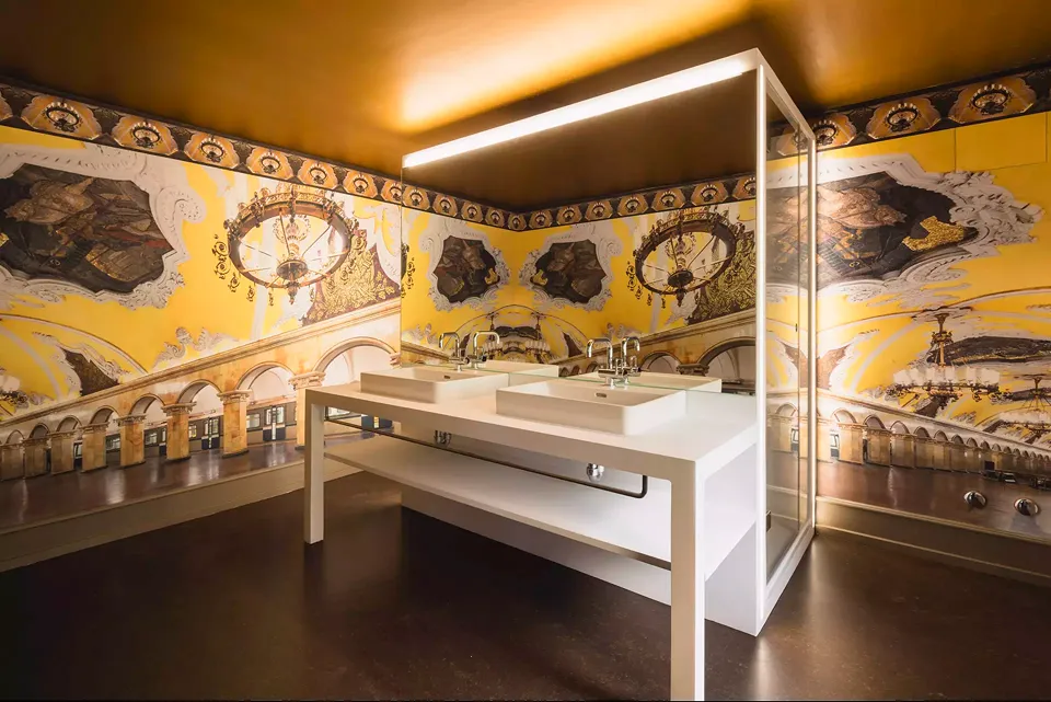 Post Hotel Löwe | Badezimmer | DZ extra Moskau