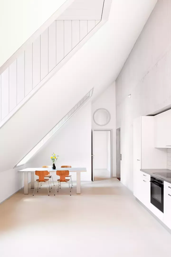 Dachwohnung