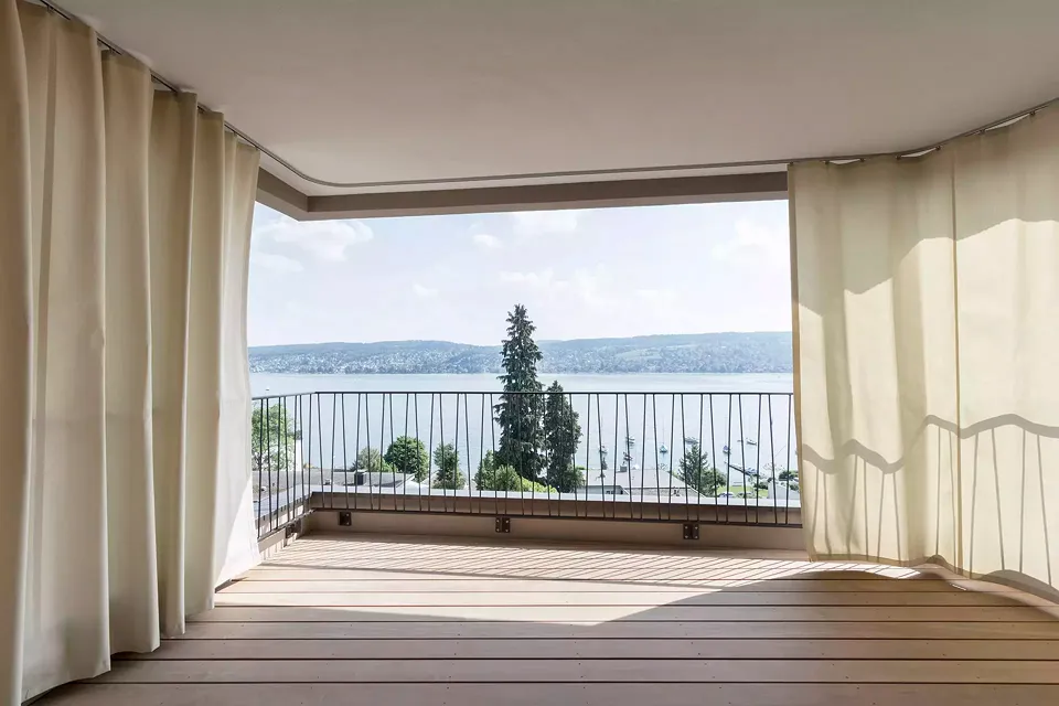 Loggia zum See