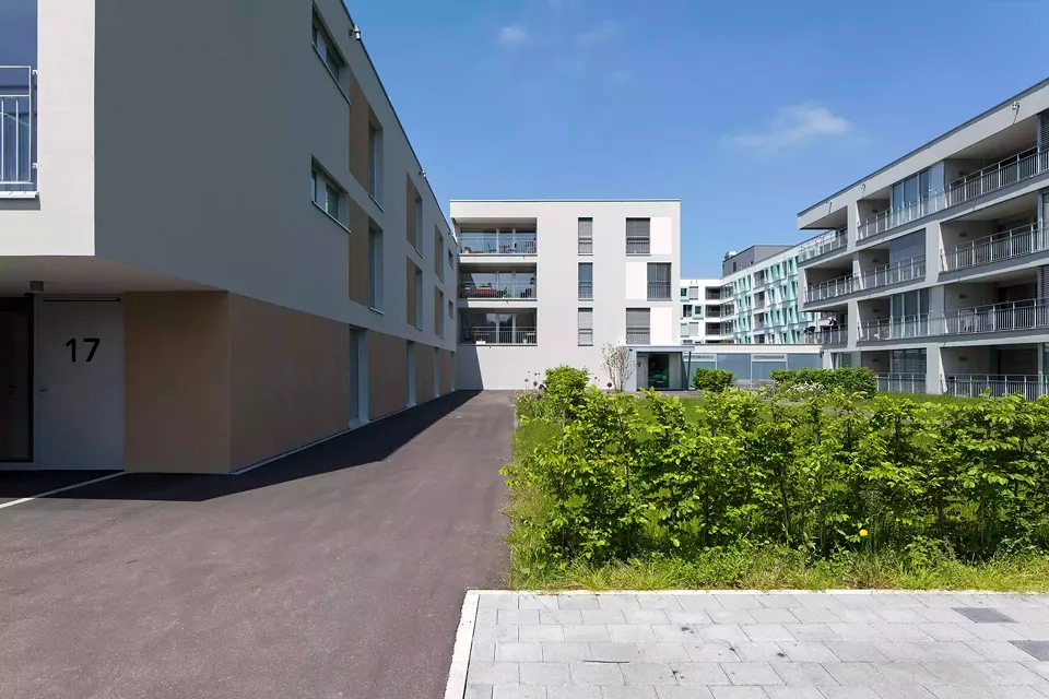accès, esplanade