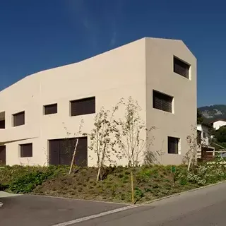 Mehrfamilienhaus Via Sulten