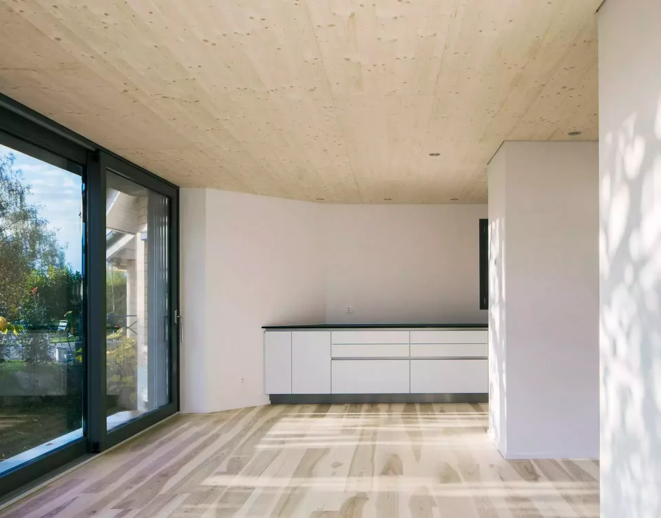 Salle à manger avec cuisine