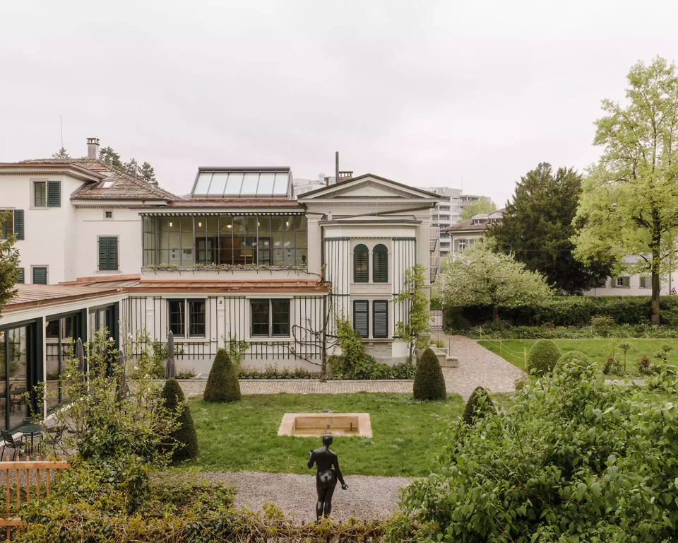 Die verglaste Pergola als Holzkonstruktion