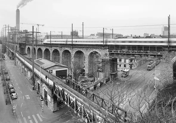 Viaduktbögen vor der Umnutzung