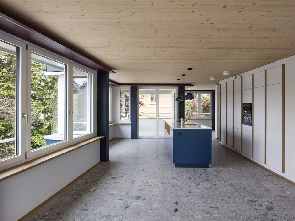 Pièce à vivre à l'étage standard