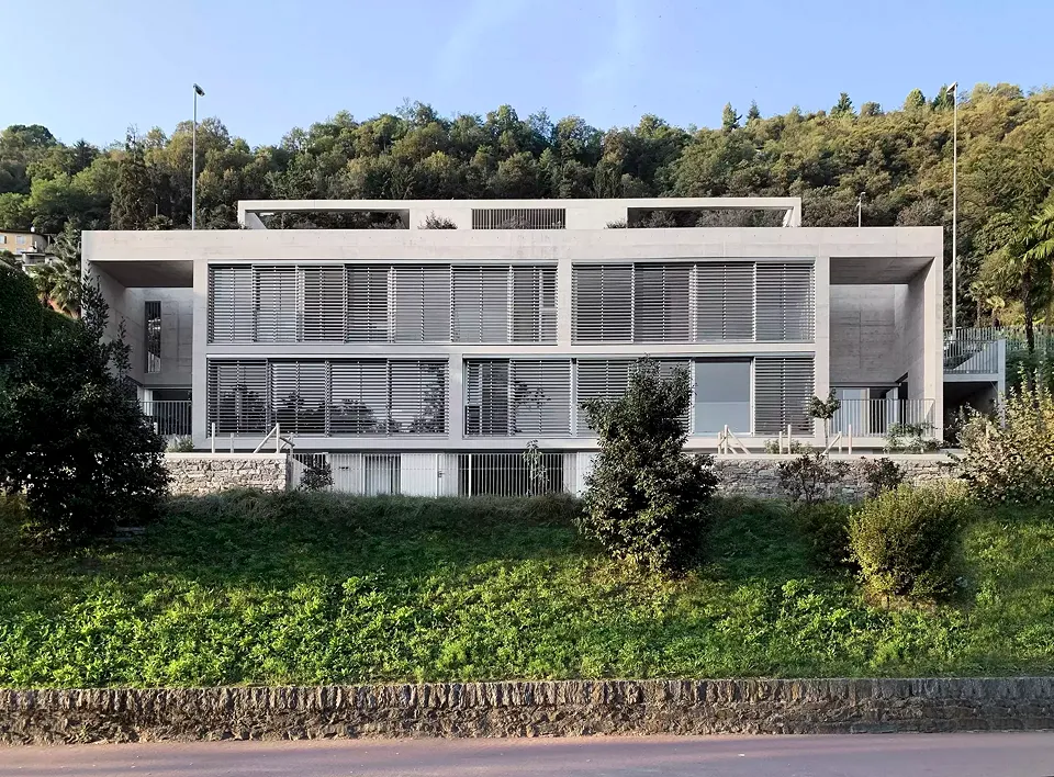 Aussenansicht/Südfassade