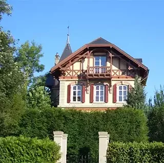 Umbau Mehrfamilienvilla Malerweg