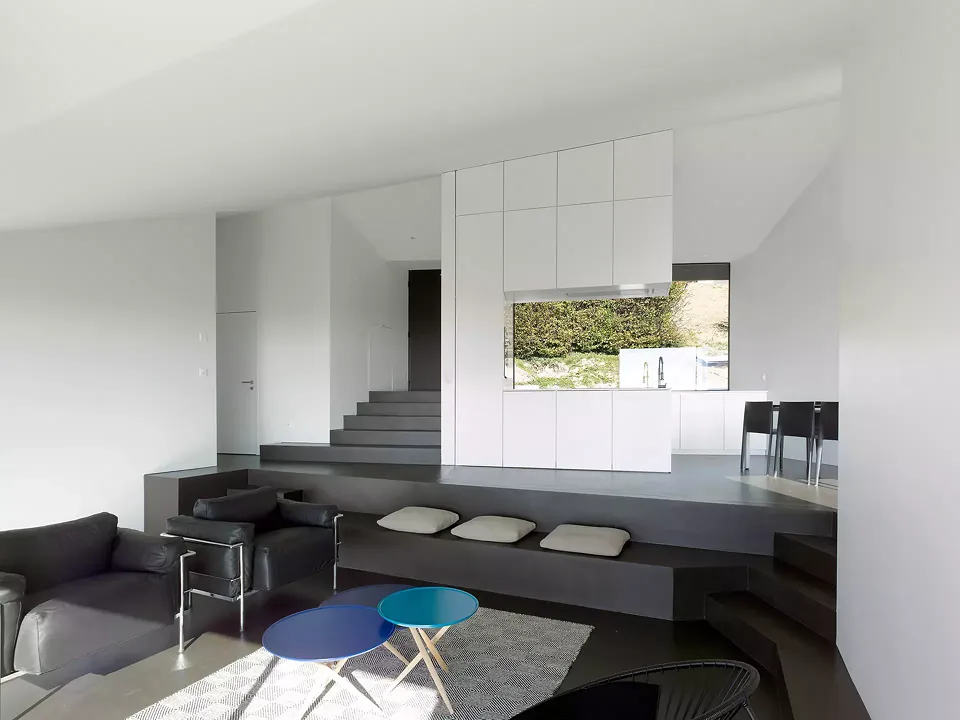 Salon / Entrée / Cuisine