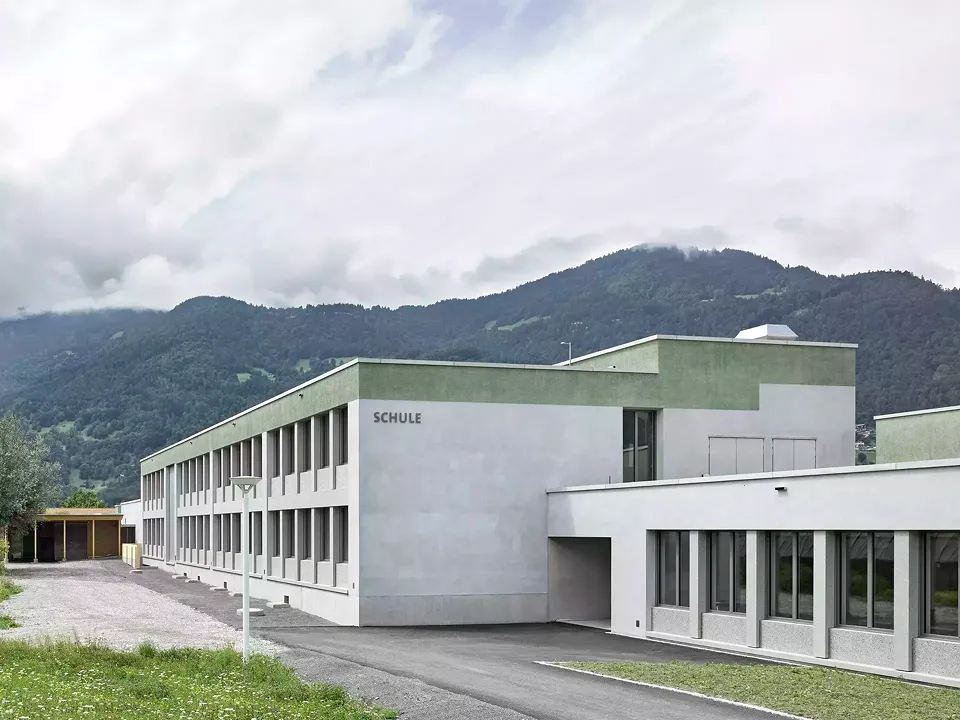 Fassade Süd Eingang Foyer Ost