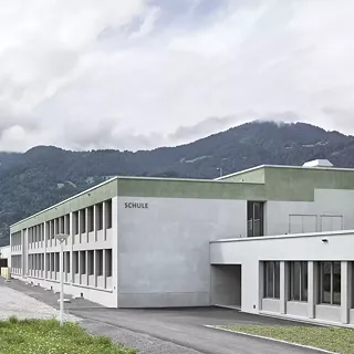 Transformation et surélévation du bâtiment scolaire Plantahof