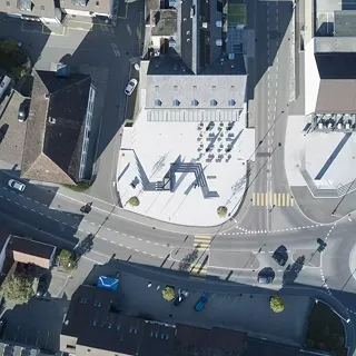 Vorplatz Raiffeisen Regio Frick