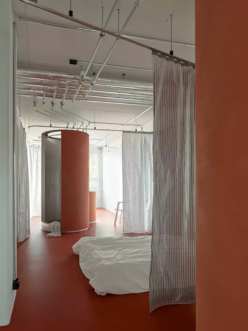 Es entstehen Temperaturlandschaften mit unertschiedlich warmen und kalten Zonen