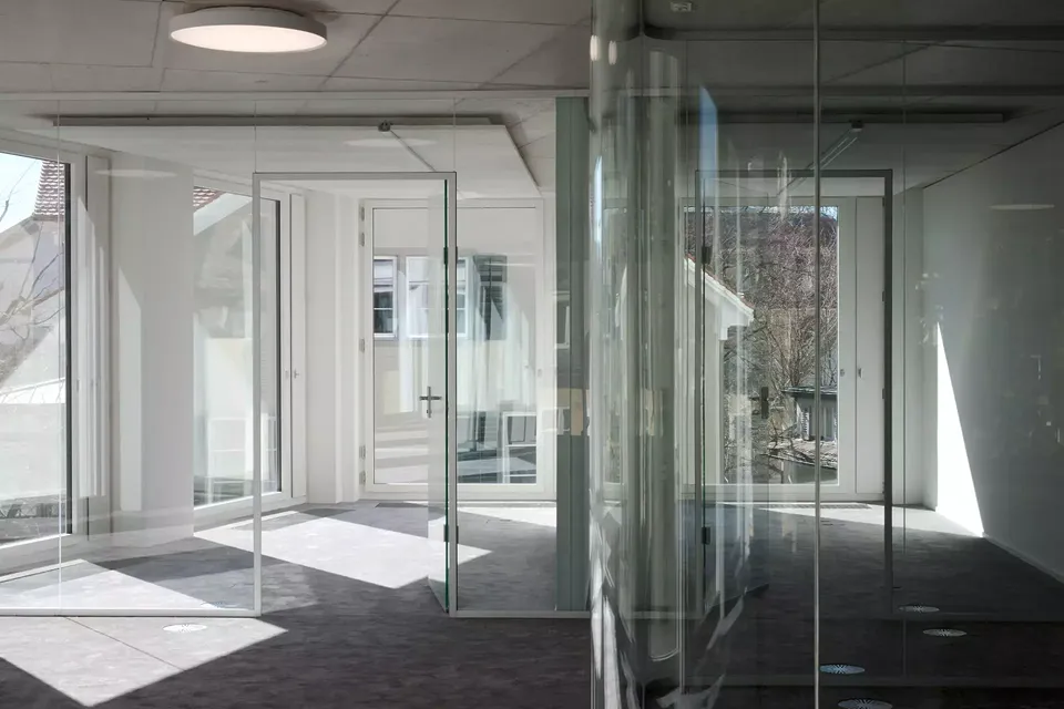 Eckbüro
