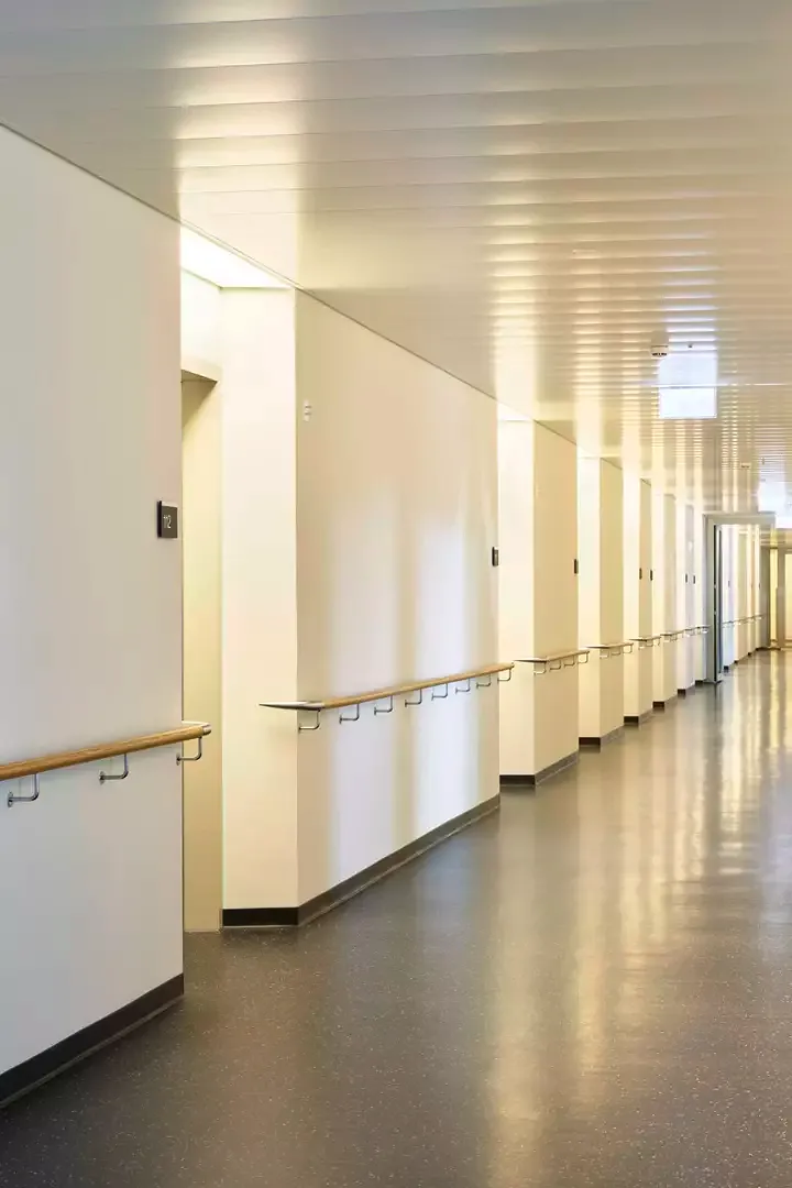 Eingänge Patientenzimmer