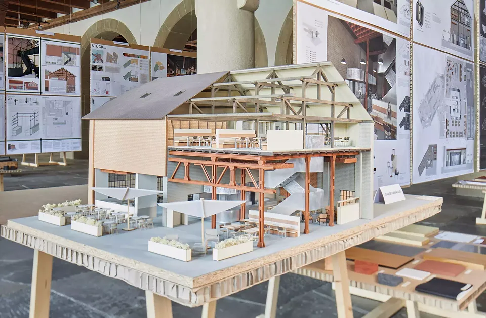 Exposition à la Kornschütte de Lucerne/Modèle Armando Emmenegger