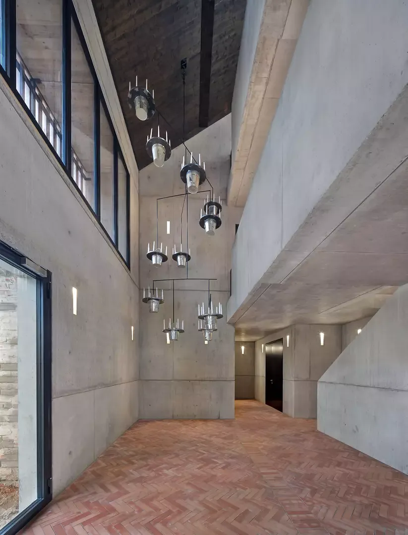 espace d'entrée