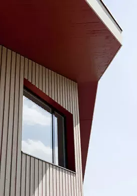 Dach mit weiter Auskragung