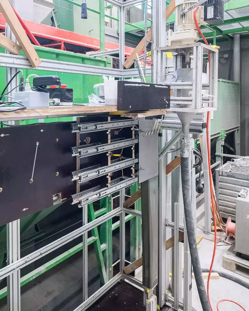 Smart Dynamic Casting Fassadenpfosten Herstellung