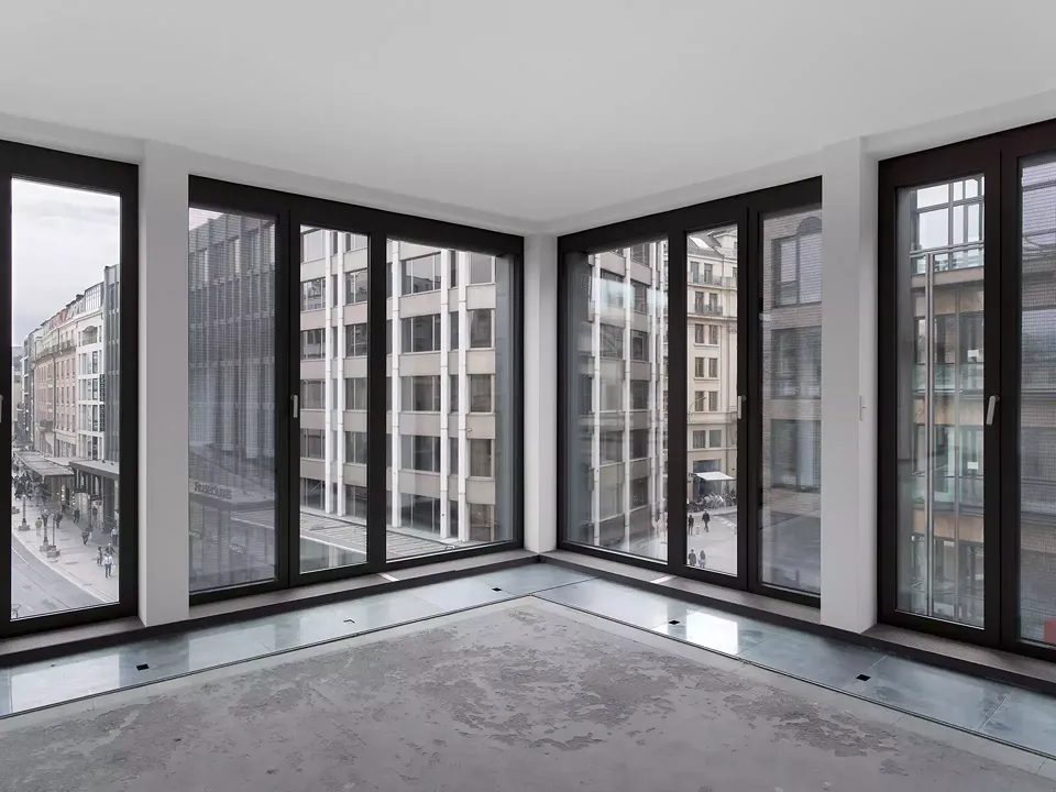 Vue intérieure de l'angle de façade