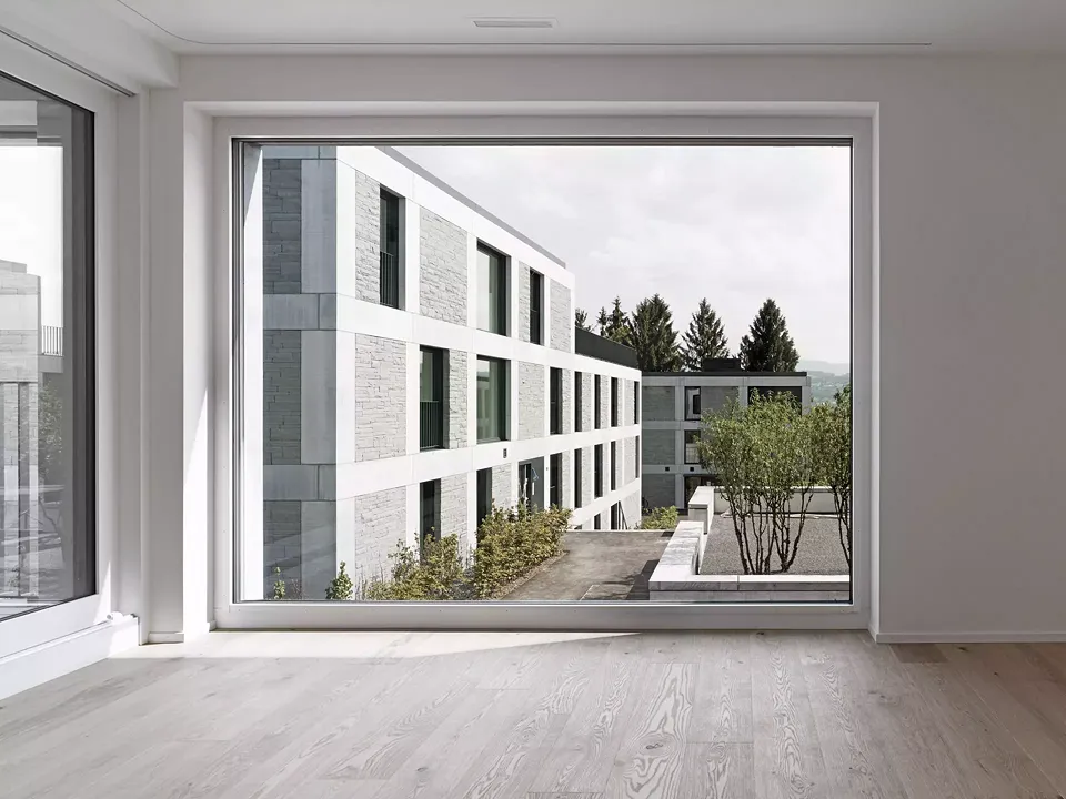 Blick aus dem Wohnraum